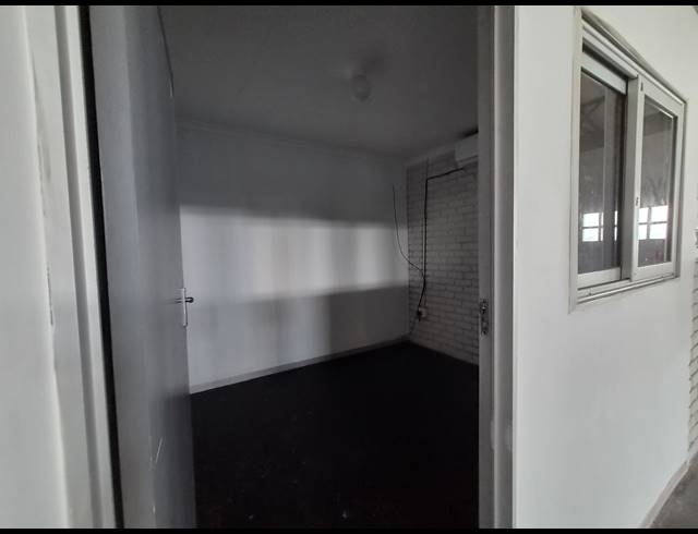 1,200M² WAREHOUSE TO LET IN KYALAMI